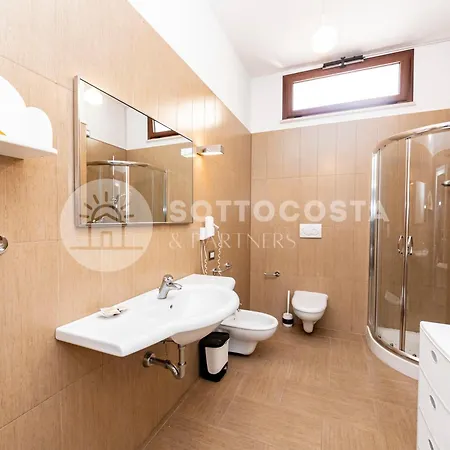 Alojamento de Acomodação e Pequeno-almoço Mama Bed 4*